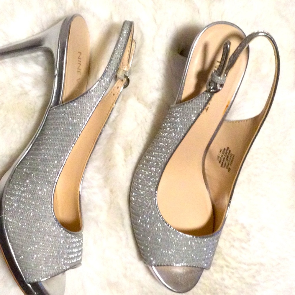 Nine West Silver Sparkly Slingback heels